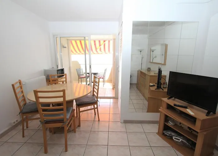 2 Pieces En Front De 아파트